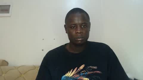 Snapshot of sensation_2 chatting on 02/15/26, 06:43 Charles online show from 02/15/26, 06:43