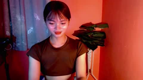 sensational_yeng online show from 11/14/25, 07:12