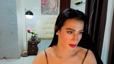 Snapshot of sensual_goergia chatting on 09/22/25, 01:02 sensual_goergia online show from 09/22/25, 01:02