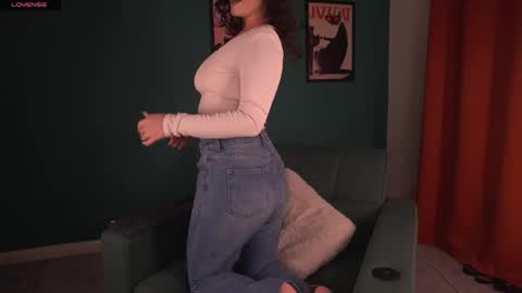 Jasmine online show from 02/28/26, 06:09