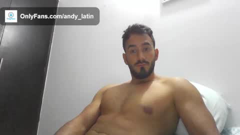 Snapshot of sensual_latiin chatting on 03/06/25, 02:09 Andres M online show from 03/06/25, 02:09