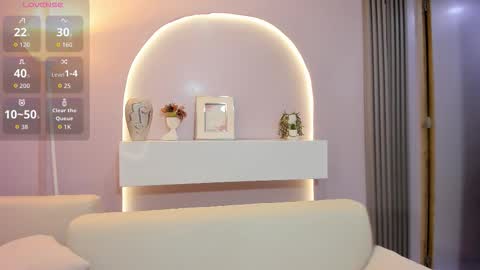 Sophie     online show from 03/26/26, 11:16