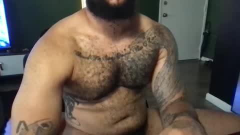 Snapshot of sensualbates chatting on 09/14/25, 09:14 SensualBates online show from 09/14/25, 09:14