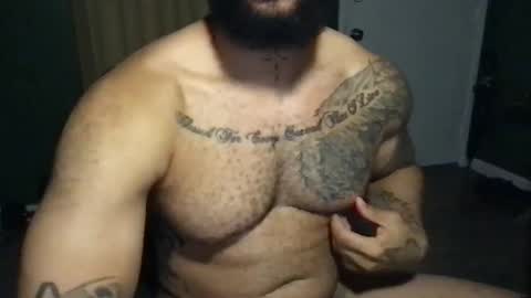 Snapshot of sensualbates chatting on 11/06/25, 09:10 SensualBates online show from 11/06/25, 09:10