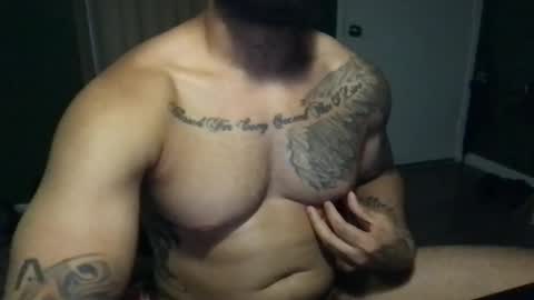 Snapshot of sensualbates chatting on 11/13/25, 12:53 SensualBates online show from 11/13/25, 12:53