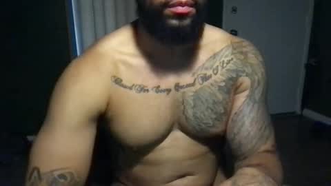 Snapshot of sensualbates chatting on 11/13/25, 02:49 SensualBates online show from 11/13/25, 02:49