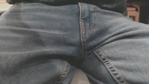 Snapshot of sensualgent69 chatting on 12/30/24, 11:28 sensual online show from 12/30/24, 11:28