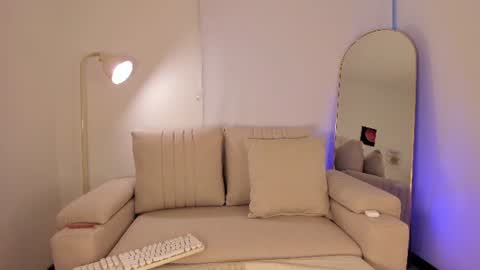 sensualhaven_ online show from 07/22/26, 11:07