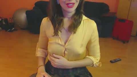sensualmyra online show from 04/04/26, 10:13