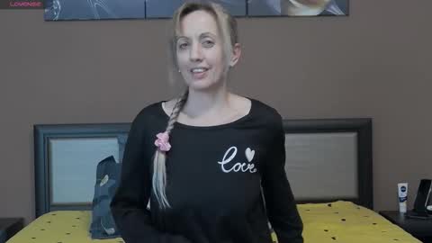 Tina online show from 03/06/26, 07:32