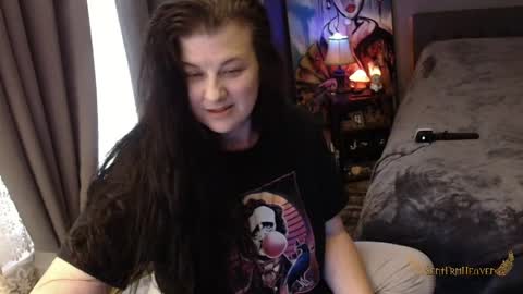 Tara online show from 04/24/26, 01:35