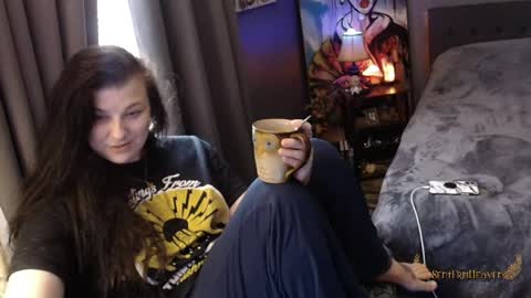 Tara online show from 04/25/26, 01:41