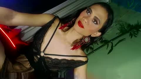 senyora_evangelista online show from 05/13/26, 04:59