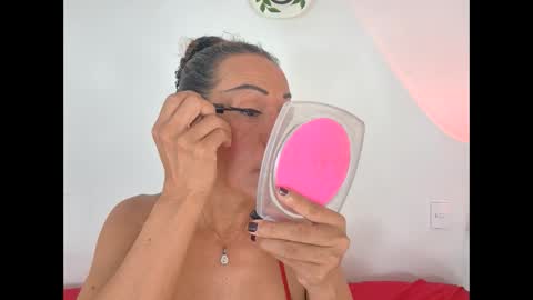 sephorandmonell online show from 11/11/25, 07:25