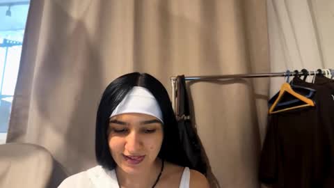 Leila online show from 01/17/26, 11:59