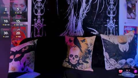 Snapshot of seraphine_hell chatting on 10/02/25, 03:13 seraphine online show from 10/02/25, 03:13