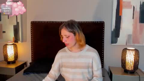 Seraphine star online show from 03/22/26, 01:31