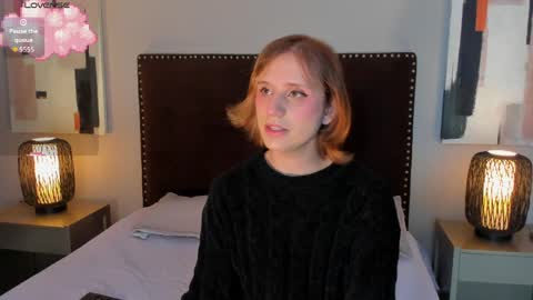 Seraphine star online show from 04/01/26, 10:29