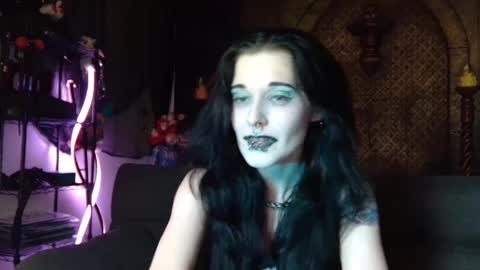 Seraphin Munster online show from 09/23/25, 09:29