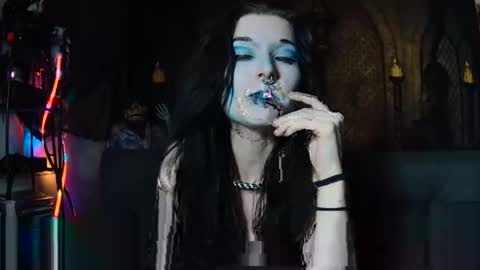 Seraphin Munster online show from 10/22/25, 05:34