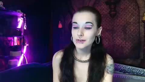 Seraphin Munster online show from 04/23/26, 05:48