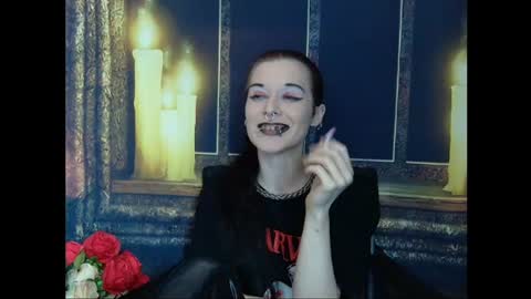 Snapshot of seraphinmunster chatting on 06/17/26, 05:03 Seraphin Munster online show from 06/17/26, 05:03