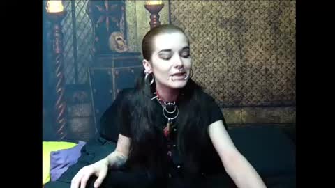 Snapshot of seraphinmunster chatting on 06/25/26, 05:17 Seraphin Munster online show from 06/25/26, 05:17