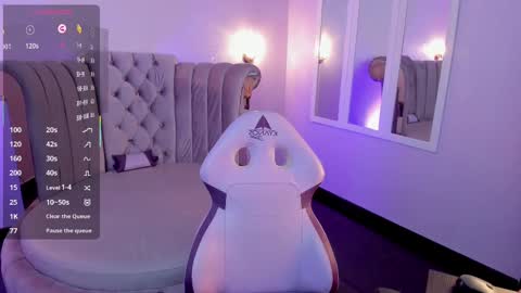 Snapshot of seren_bleck chatting on 02/28/25, 07:48 Seren Follow me online show from 02/28/25, 07:48