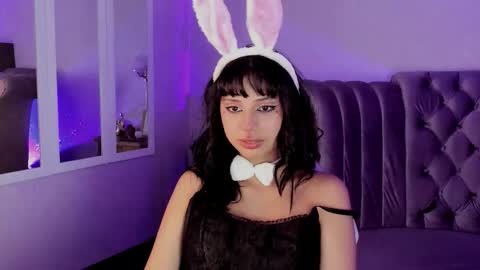 Snapshot of seren_bleck chatting on 10/04/25, 02:20 Seren Follow me online show from 10/04/25, 02:20