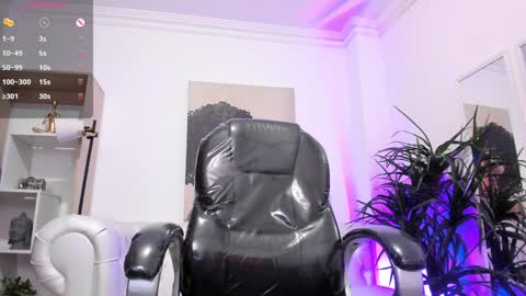 Snapshot of serena___ chatting on 01/25/25, 09:26 serena___ online show from 01/25/25, 09:26