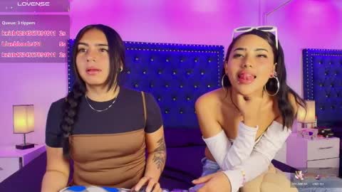 Serena and zoe online show from 04/24/26, 07:49