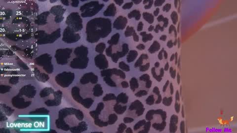 Snapshot of serena_bennet chatting on 12/29/24, 07:53 Serena online show from 12/29/24, 07:53