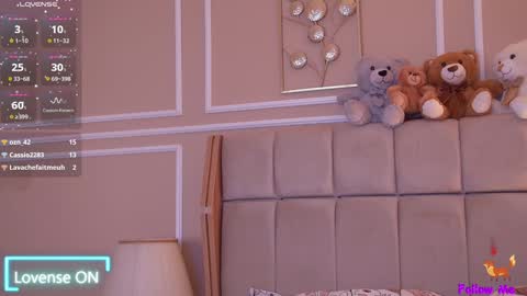 Snapshot of serena_bennet chatting on 01/23/25, 11:26 Serena online show from 01/23/25, 11:26