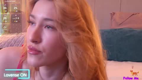 Snapshot of serena_bennet chatting on 02/20/25, 10:15 Serena online show from 02/20/25, 10:15