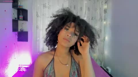 Snapshot of serena_fey chatting on 01/13/26, 12:21 Serena online show from 01/13/26, 12:21