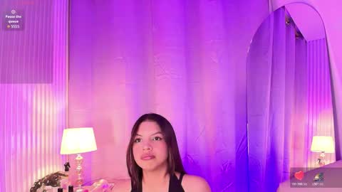 Snapshot of serena_woodsen_ chatting on 11/30/25, 12:09 Serena Schedule 7am to 2pm Col online show from 11/30/25, 12:09