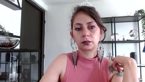 Serena Xyz online show from 11/07/25, 06:08