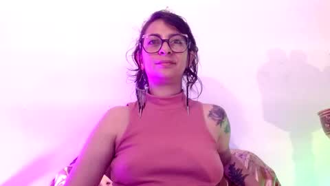 Serena Xyz online show from 11/30/25, 09:08