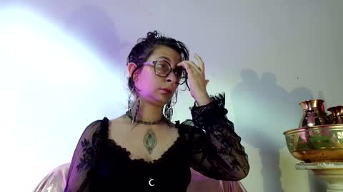 Serena Xyz online show from 12/01/25, 06:24