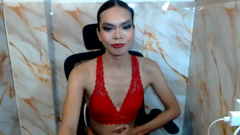 Snapshot of serenamarqueza chatting on 06/17/26, 06:20 Sam online show from 06/17/26, 06:20