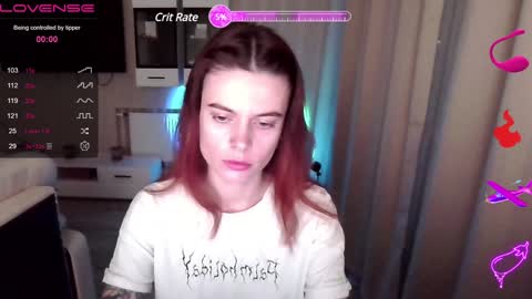 Snapshot of serenamilss chatting on 12/20/24, 02:38 serenamilss online show from 12/20/24, 02:38