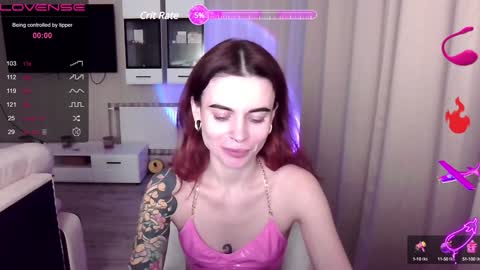 Snapshot of serenamilss chatting on 12/27/24, 07:03 serenamilss online show from 12/27/24, 07:03