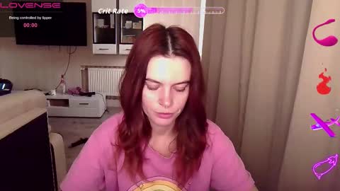 Snapshot of serenamilss chatting on 09/12/25, 07:19 serenamilss online show from 09/12/25, 07:19