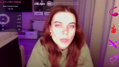 Snapshot of serenamilss chatting on 10/24/25, 04:58 serenamilss online show from 10/24/25, 04:58