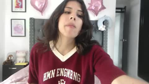 sararoussee online show from 03/05/25, 07:17