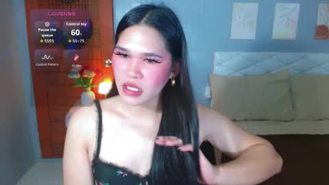 Snapshot of serenastra chatting on 02/28/26, 02:56 serenastra online show from 02/28/26, 02:56