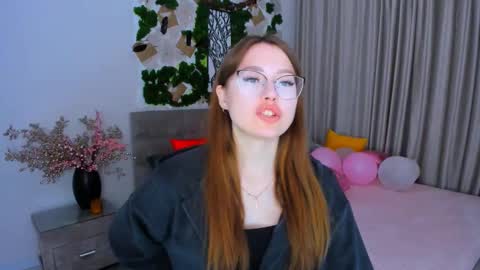 Ophelia online show from 03/03/25, 04:03