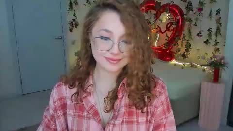 Ophelia online show from 02/15/26, 06:04