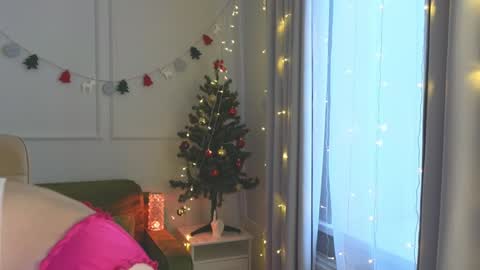 Hey Guys and Girls non-binary personalities  Im Sereta online show from 01/04/25, 10:38