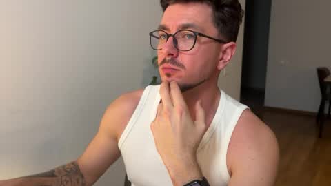 dormking online show from 04/11/26, 01:26